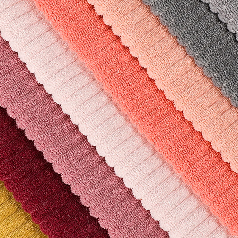 Fabraic troscáin tolg corduroy